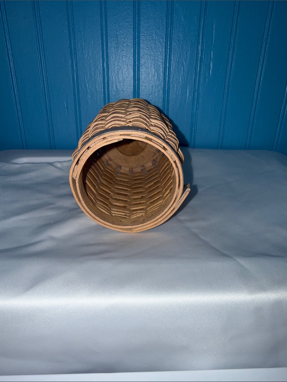 2003 Longaberger Basket with Dark Rim Accent - Picture 5 of 6